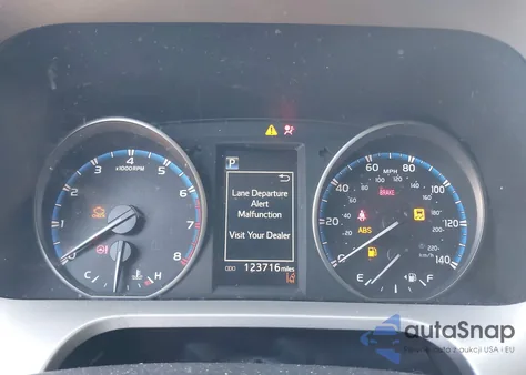 2018 Toyota Rav4 Xle from USA, damaged, VIN 2T3RFREV7JW802928